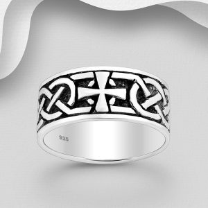 Srebrni prsten s križem