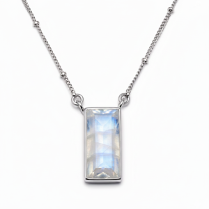 Srebrna ogrlica mjesečev kamen